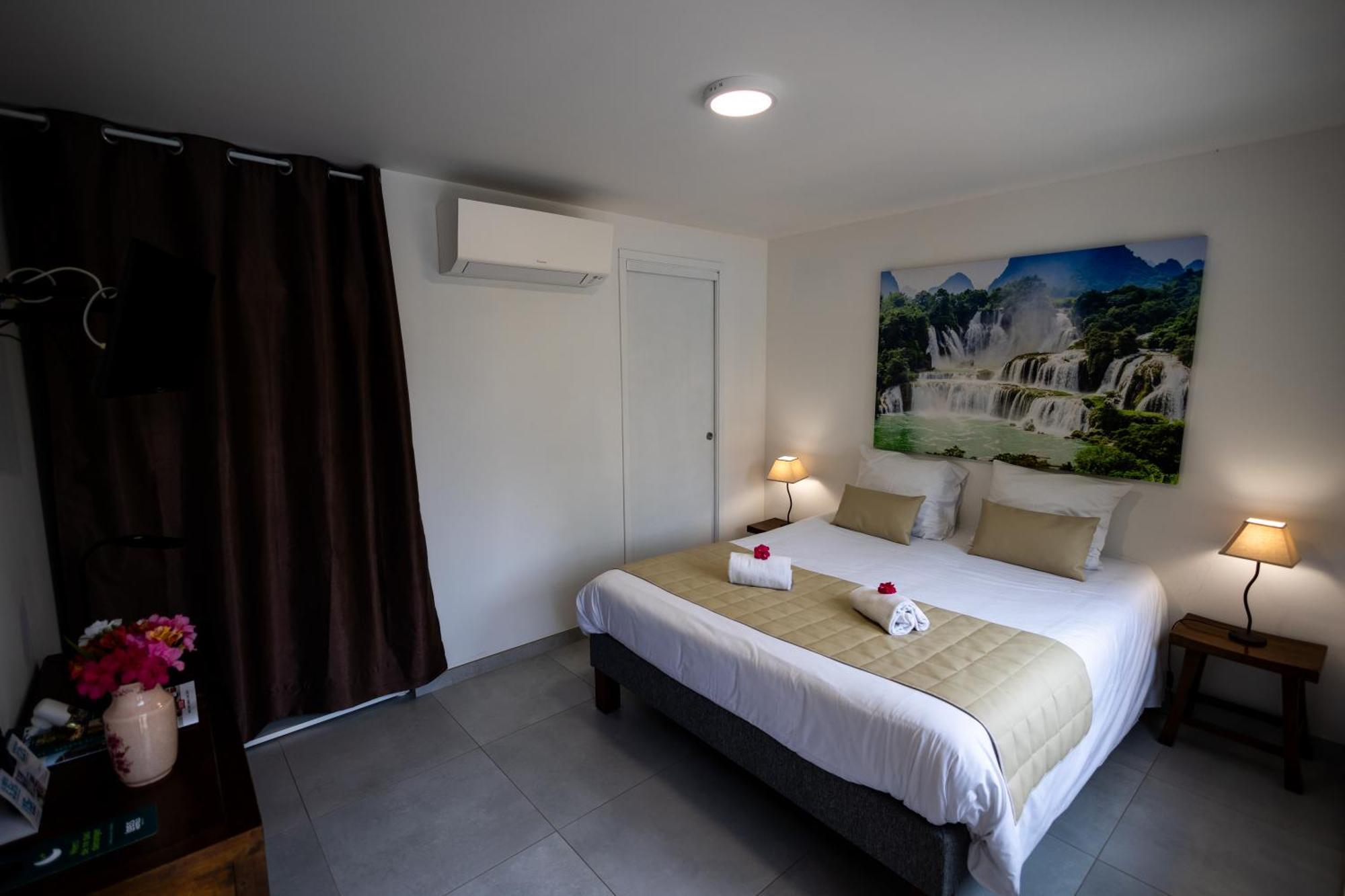 Logis Des Cretes De Pignols Hotel Moissac Ngoại thất bức ảnh